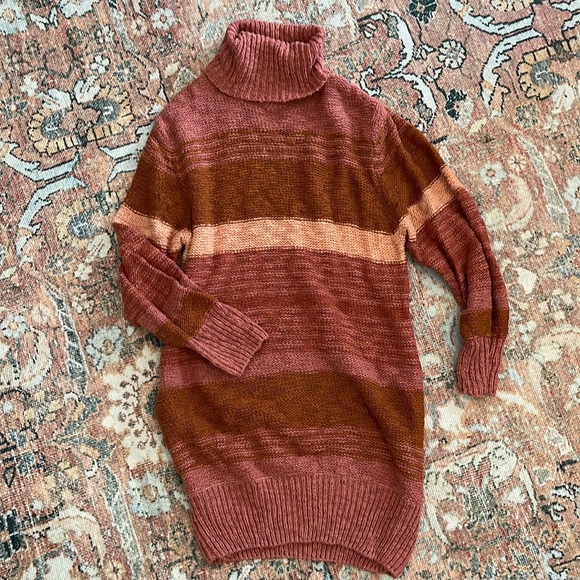 L*SPACE Jetsetter Serape Stripe Pink Knit Sweater Dress - Picture 5 of 11